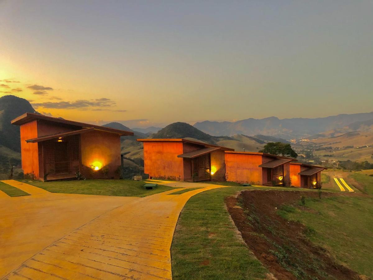 Pousada Terra Dos Passaros Sao Bento do Sapucai Bagian luar foto