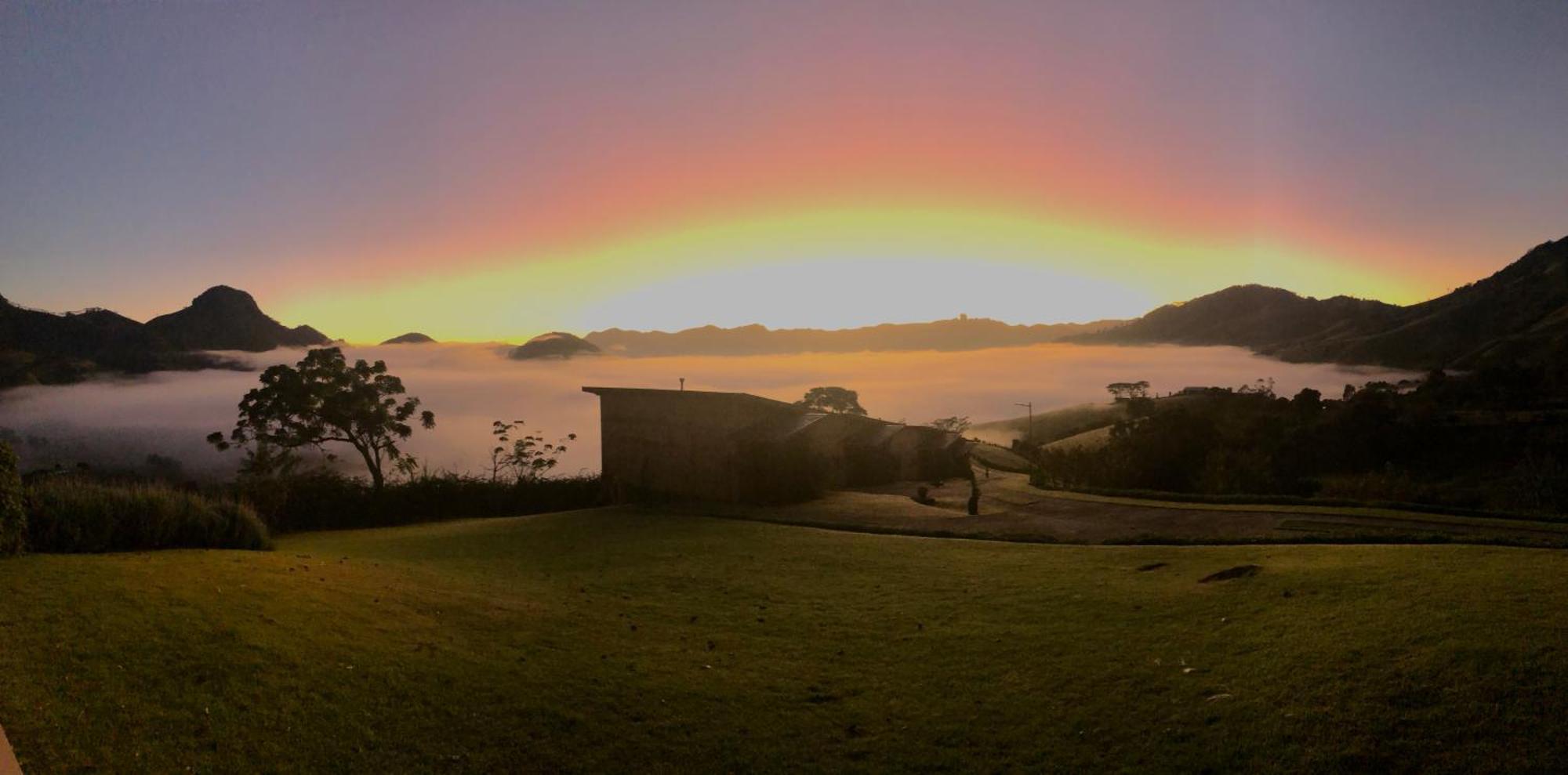 Pousada Terra Dos Passaros Sao Bento do Sapucai Bagian luar foto
